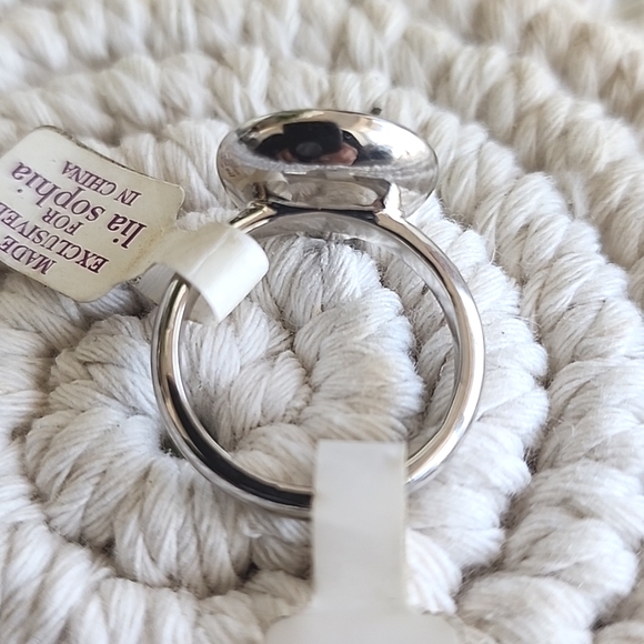 Green Unique Detailed Ring - New - Size 7 - Picture 3 of 4